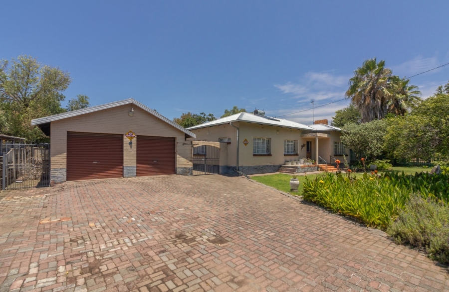 4 Bedroom Property for Sale in Suidrand Free State